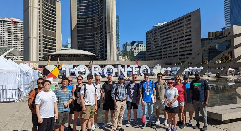Imagen del tour: Recorrido a Pie por el Centro de Toronto empezando en Yonge St