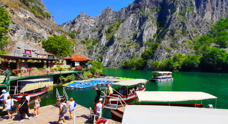 Imagen del tour: Excursión en grupo de medio día desde Skopje al cañón de Matka y la Cruz del Milenio