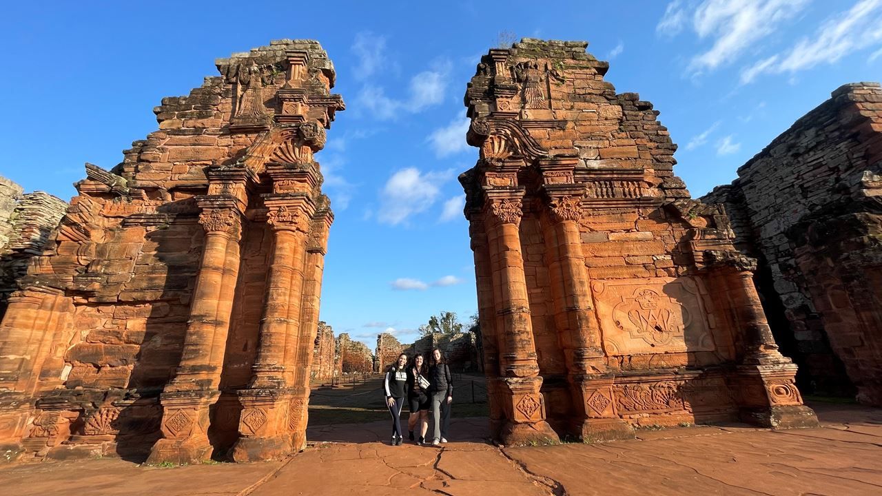 Imagen del tour: Ruinas De San Ignacio Y Minas De Wanda