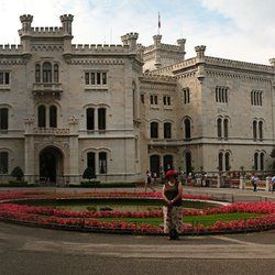 Castillo Miramare Portada