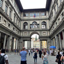 Galería Uffizi Portada
