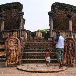 Polonnaruwa Portada