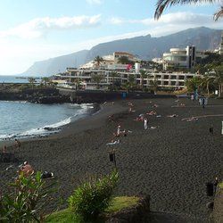 Tenerife playa de arena negra